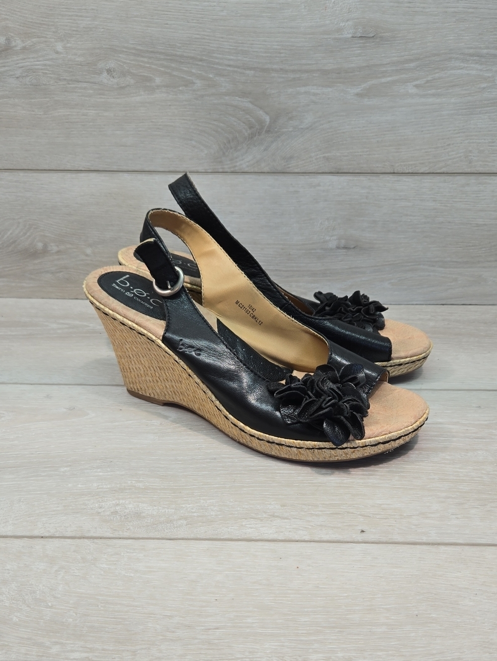 B.o.c. By Born Black Leather Wedge Slingback Sandals with Floral Accent Shoes 10